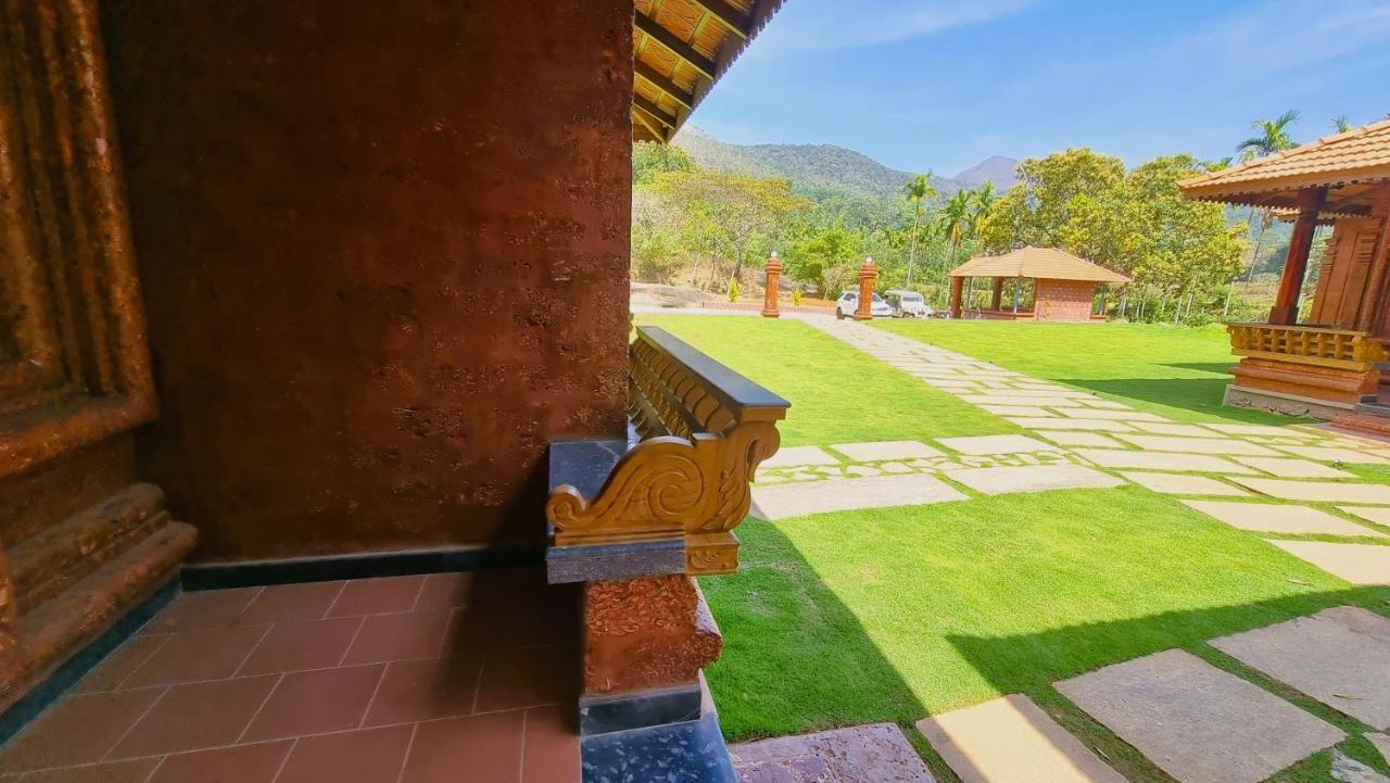 Parampara Resort By Malnadstays Kalasa Екстер'єр фото